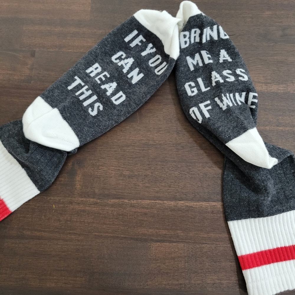 2 Pair Lady Socks